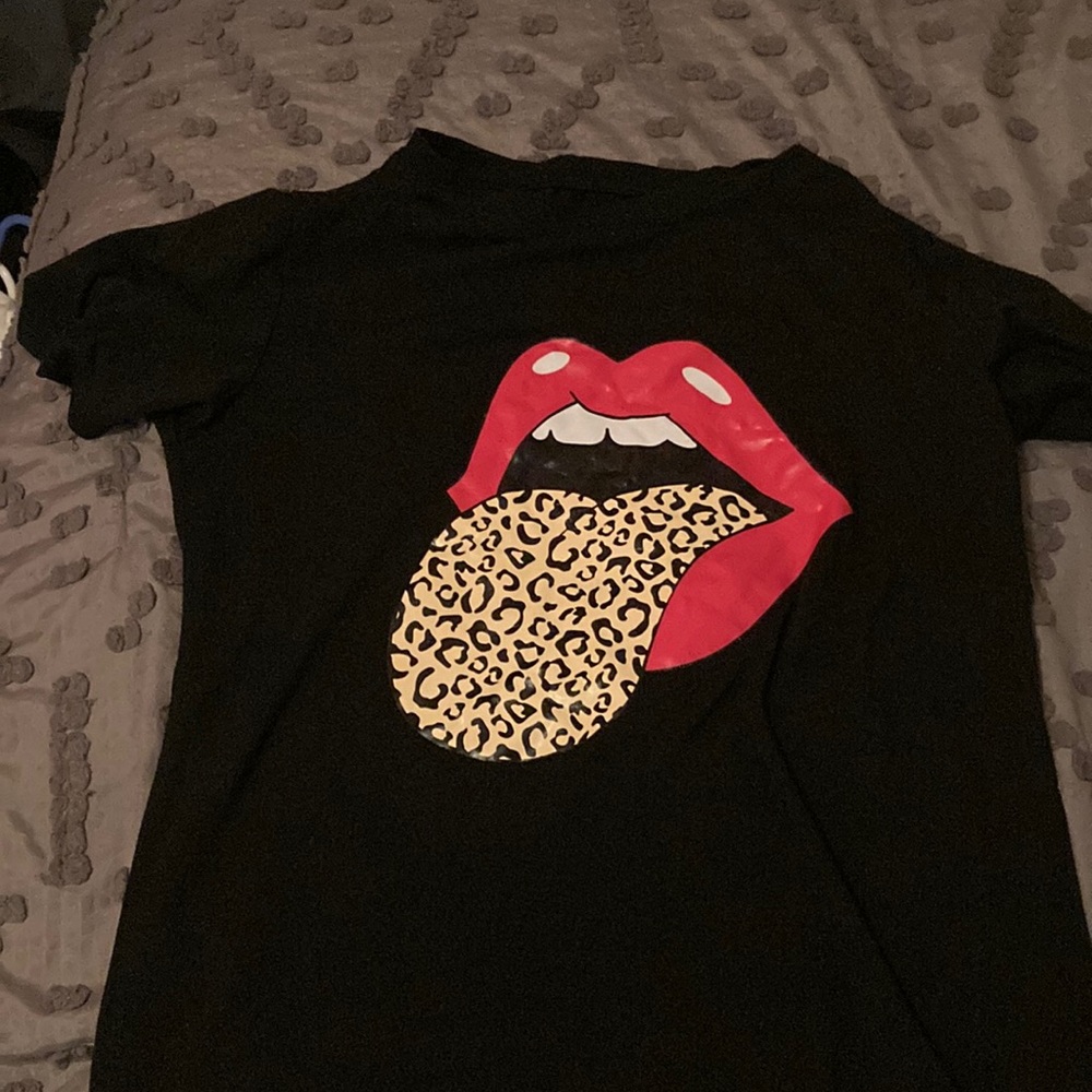 Black rock and roll T.